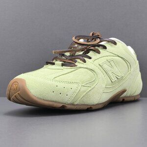 NB Miu Miu casual flat sneakers